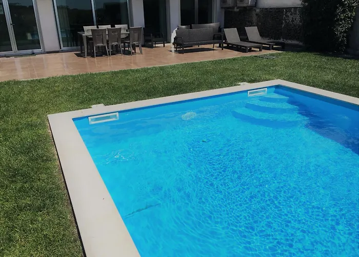 Calm - & Pool Villa *